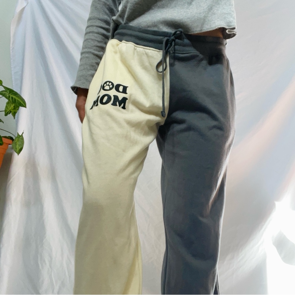 ★ SWEATS ★